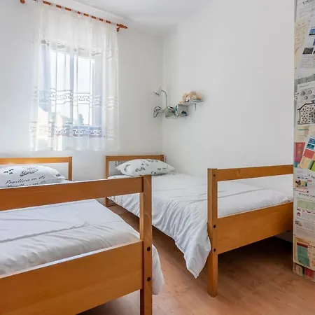 Armando Apartmán *